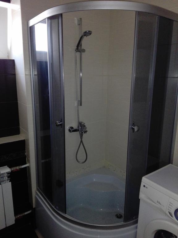 Apartment On Kryvorizhstal Street 35-24 Krivij Rih Kültér fotó